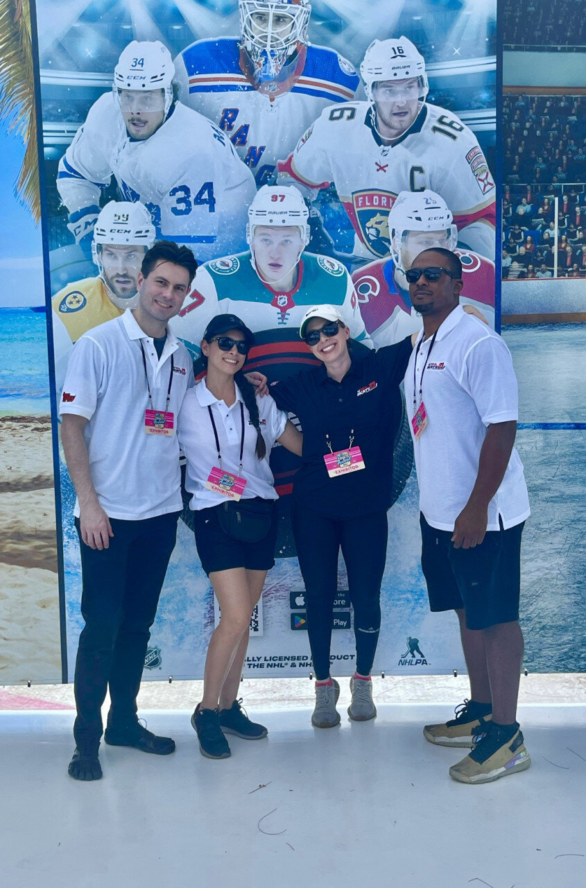 Topps - NHL All Star Beach Fest — photo 2